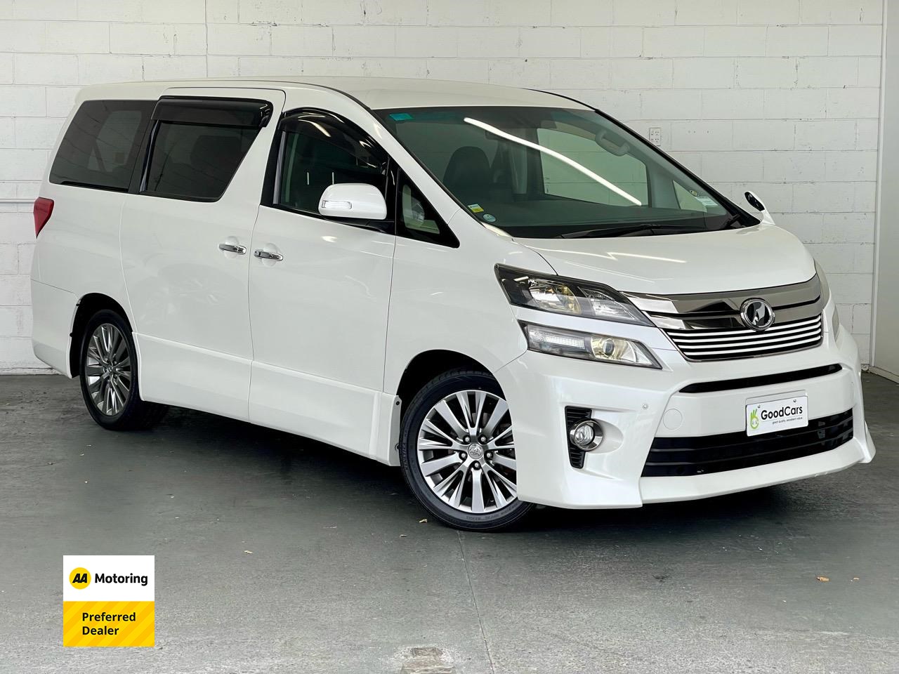 2014 Toyota Vellfire