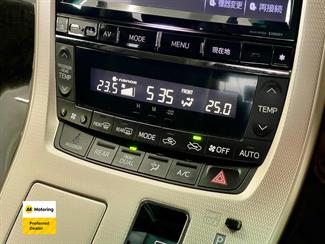 2014 Toyota Vellfire - Thumbnail