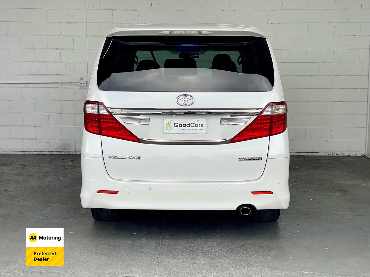 2014 Toyota Vellfire