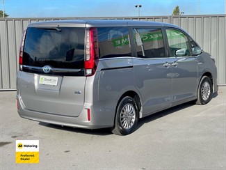 2016 Toyota ESQUIRE - Thumbnail