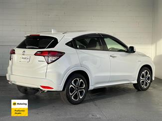 2014 Honda Vezel - Thumbnail