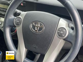 2013 Toyota AQUA - Thumbnail