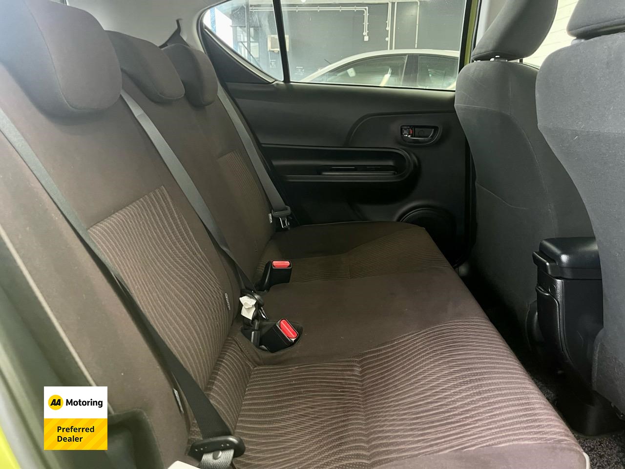 2015 Toyota AQUA