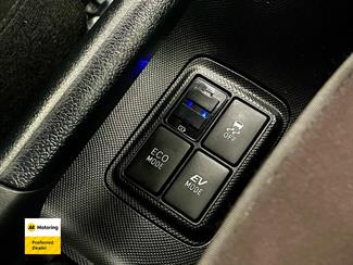 2015 Toyota AQUA - Thumbnail