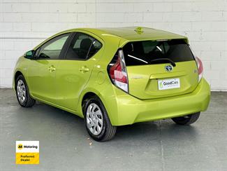 2015 Toyota AQUA - Thumbnail