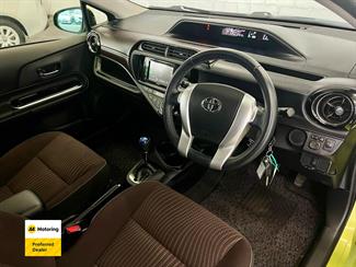 2015 Toyota AQUA - Thumbnail