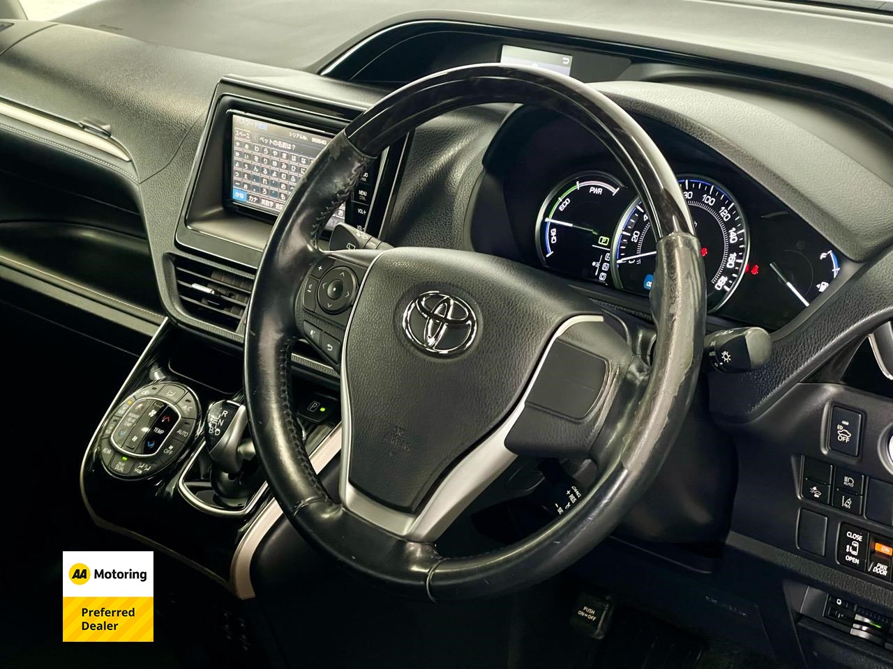 2016 Toyota ESQUIRE