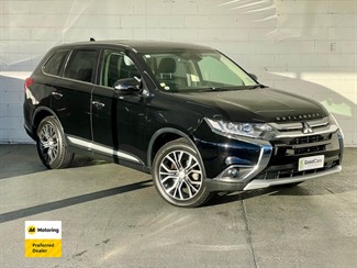 2016 Mitsubishi OUTLANDER - Thumbnail