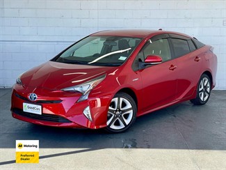 2016 Toyota PRIUS - Thumbnail