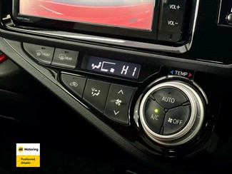 2016 Toyota AQUA - Thumbnail
