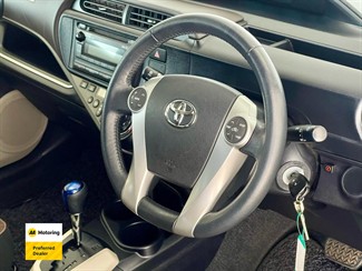 2014 Toyota AQUA - Thumbnail