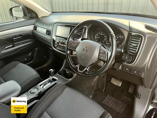 2016 Mitsubishi OUTLANDER - Thumbnail