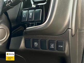 2016 Mitsubishi OUTLANDER - Thumbnail
