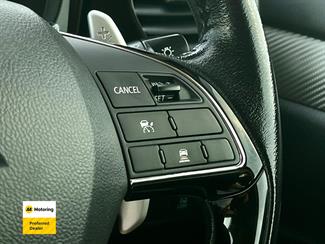 2016 Mitsubishi OUTLANDER - Thumbnail