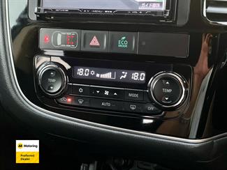 2016 Mitsubishi OUTLANDER - Thumbnail