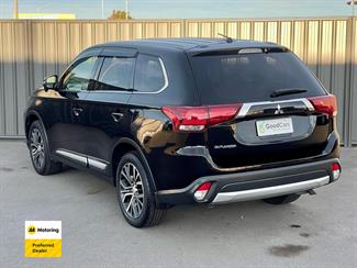 2016 Mitsubishi OUTLANDER - Thumbnail