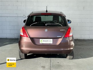 2016 Suzuki Swift - Thumbnail