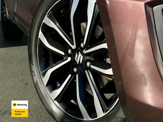 2016 Suzuki Swift - Thumbnail