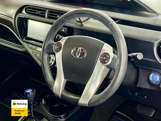 2016 Toyota AQUA - Thumbnail