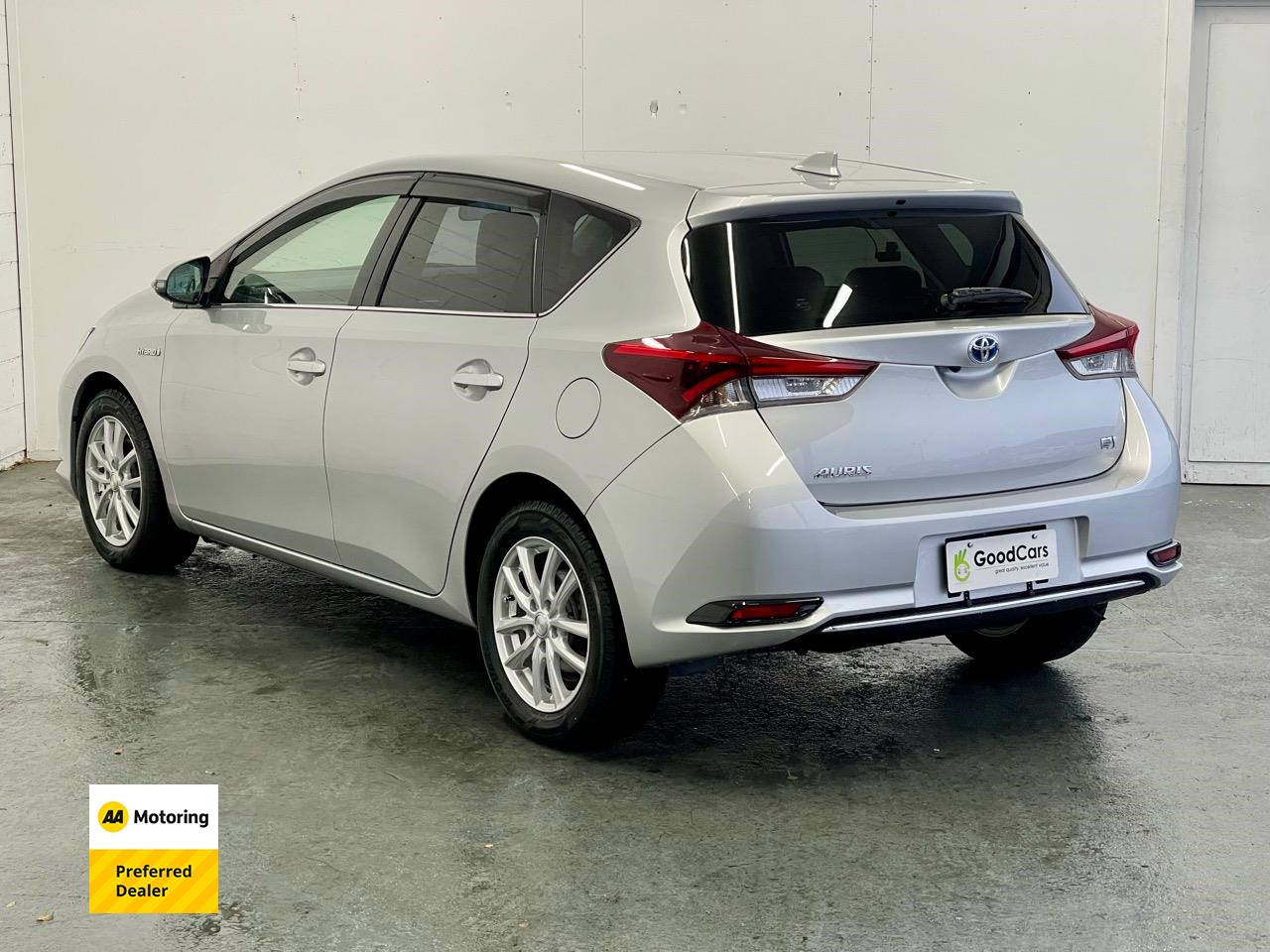 2016 Toyota AURIS