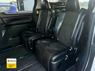 2014 Toyota Vellfire - Thumbnail