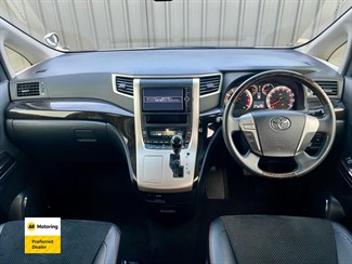 2014 Toyota Vellfire - Thumbnail