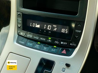 2014 Toyota Vellfire - Thumbnail