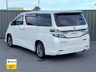 2014 Toyota Vellfire - Thumbnail