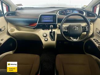 2015 Toyota Sienta - Thumbnail