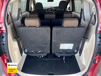 2015 Toyota Sienta - Thumbnail