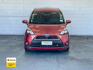 2015 Toyota Sienta - Thumbnail