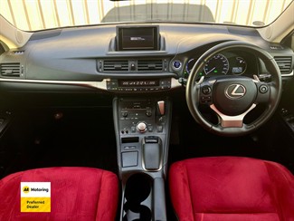 2014 Lexus CT 200h - Thumbnail