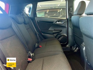 2016 Honda FIT - Thumbnail