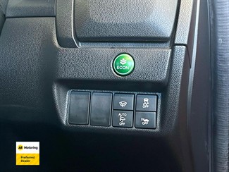 2016 Honda FIT - Thumbnail