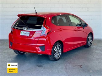 2016 Honda FIT - Thumbnail