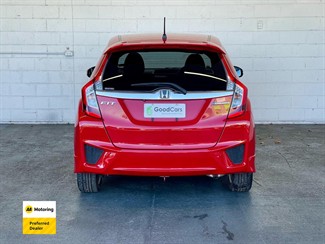 2016 Honda FIT - Thumbnail