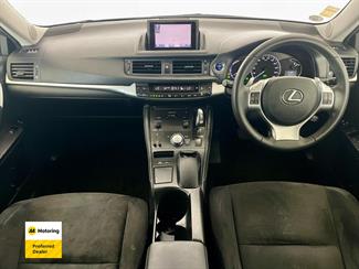 2013 Lexus CT 200h - Thumbnail