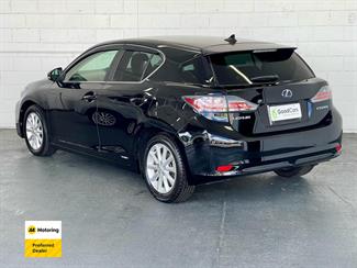 2013 Lexus CT 200h - Thumbnail
