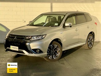2017 Mitsubishi OUTLANDER - Thumbnail