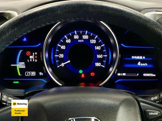 2016 Honda FIT - Thumbnail