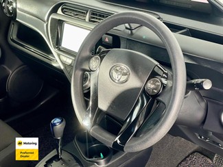 2017 Toyota AQUA - Thumbnail