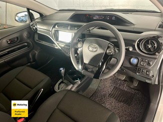 2017 Toyota AQUA - Thumbnail
