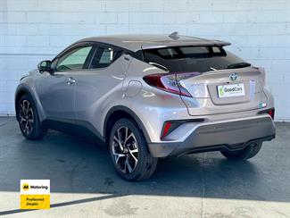 2018 Toyota C-HR - Thumbnail