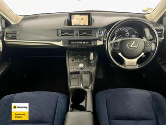 2015 Lexus CT 200h - Thumbnail