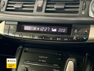 2015 Lexus CT 200h - Thumbnail