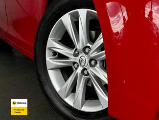 2015 Lexus CT 200h - Thumbnail