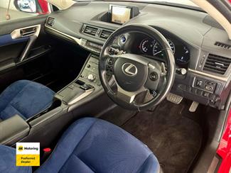 2015 Lexus CT 200h - Thumbnail
