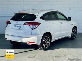 2017 Honda Vezel - Thumbnail