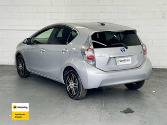 2014 Toyota AQUA - Thumbnail