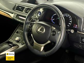 2014 Lexus CT 200h - Thumbnail